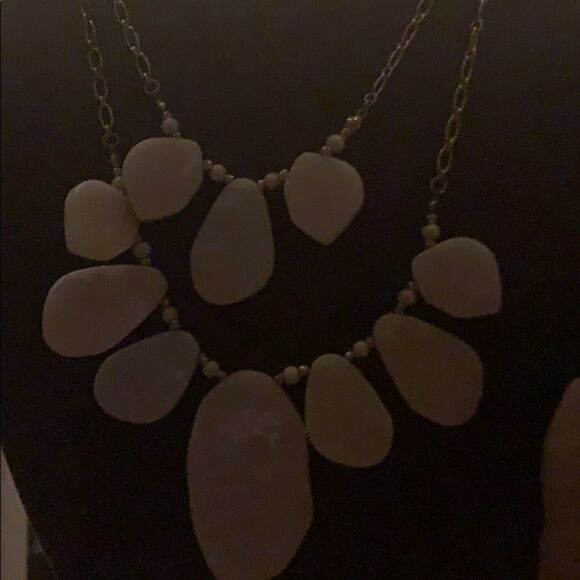 Unique necklace - Picture 2 of 4